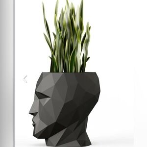 Vondom Geometric Face Planter